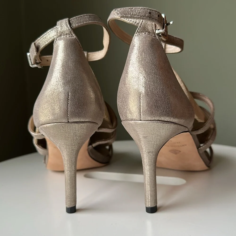 Antonio Melani Laoise Tstrap Metallic Leather Jewel Embellished Dress Sandal EUC